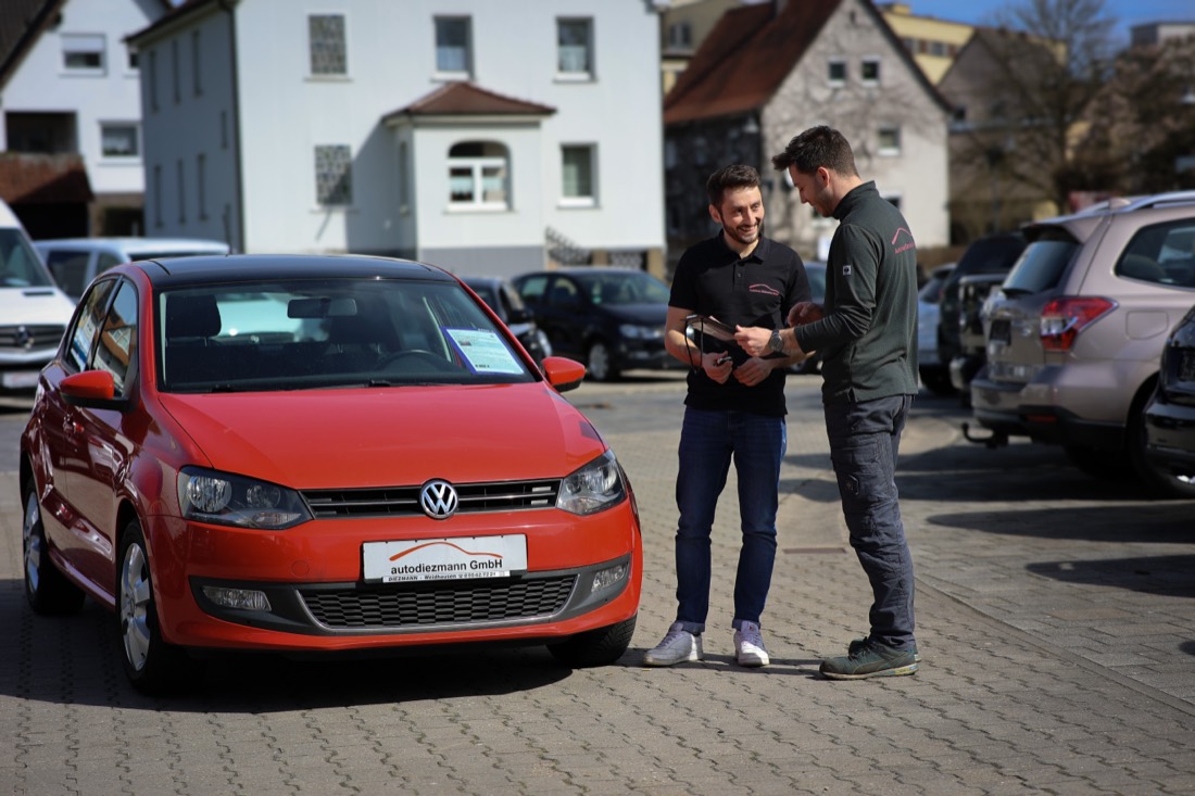 Persönliche Fahrzeugübergabe bei Autohaus Diezmann GmbH in Weidhausen bei Coburg